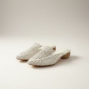 INC International Concepts White Woven Leather Mule Heels 8.5 Wooden Heel Slides